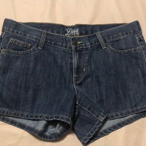 Old Navy - The Diva Jean Shorts - Size 6